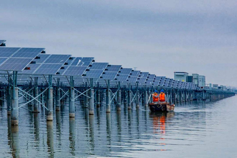 漁光互補光伏發電項目的必備條件，漁光互補一畝水塘能建多少光伏