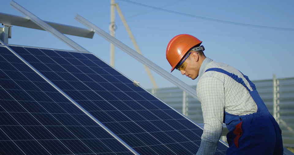 光伏發電有一路電壓高怎么解決